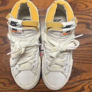 Nike Blazer lows
Sacai collab